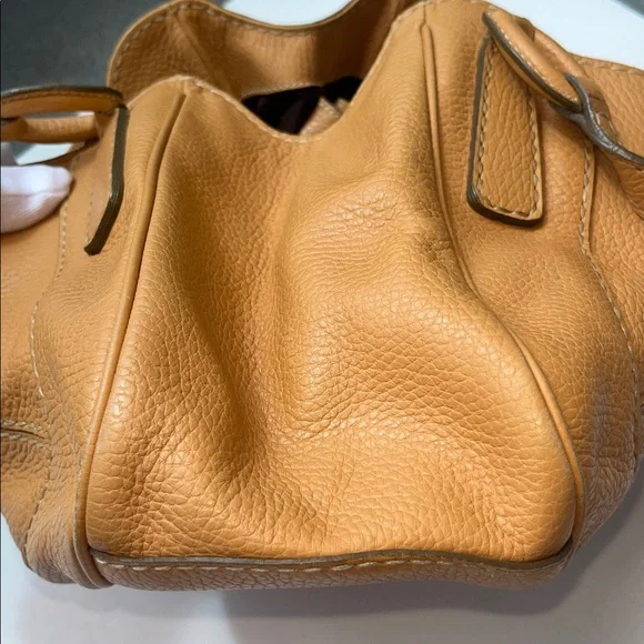 Auth. Vintage Tod’s Vachetta (Tan) Pebble Leather Shoulder/Handbag